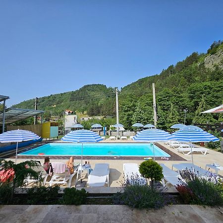 巴亚德菲耶尔 图布旅馆酒店 外观 照片